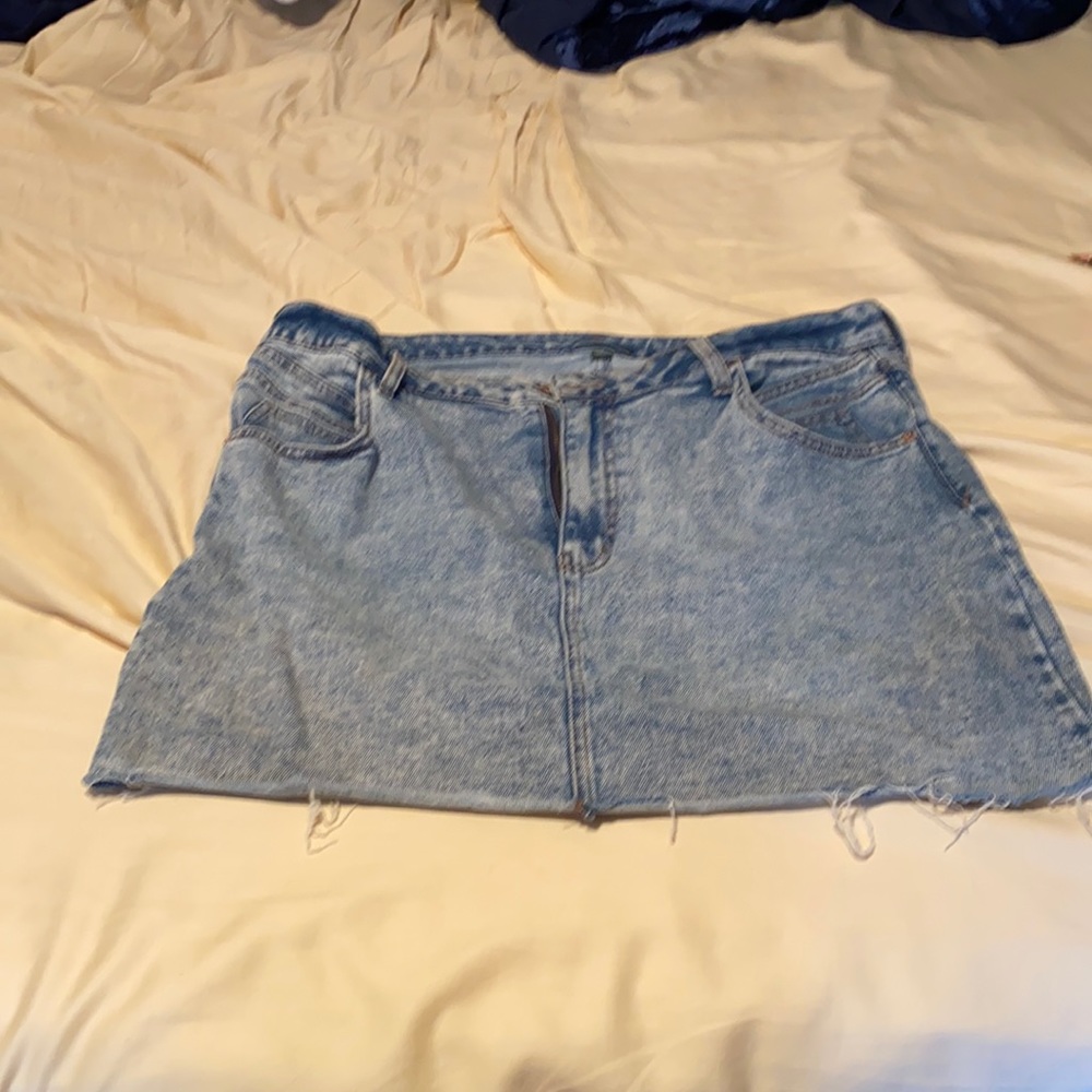 Denim skirt